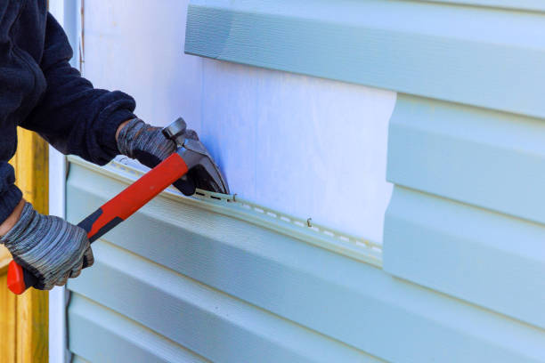 Reliable Siding Repair contractor in Estero, FL by Creative Siding